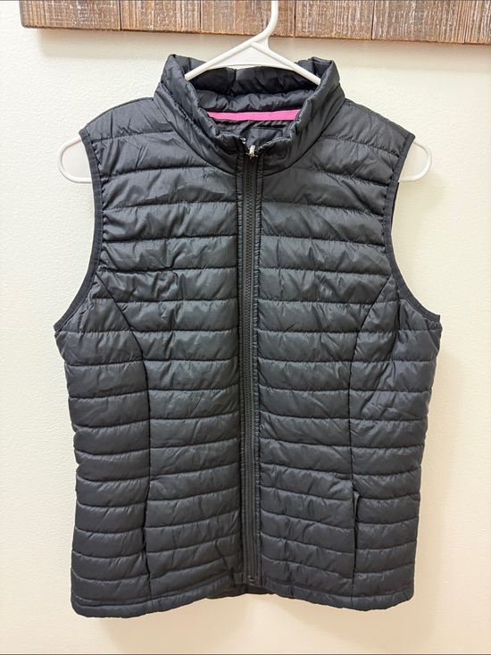 Isaac Mizrahi Jackets & Blazers - Black Quilted Puffer Vest with Stand Collar
